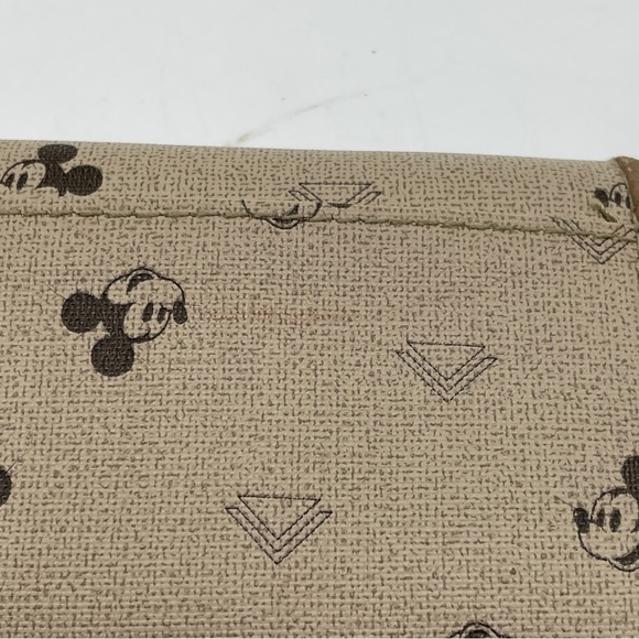 Mickey Mouse Disney Wallet Coin Purse Credit Card Holder Beige Key Chain - Picture 3 of 11